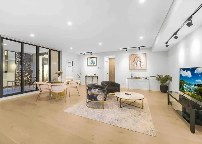 Luxury 3 Bedroom Apartment In Ryde
